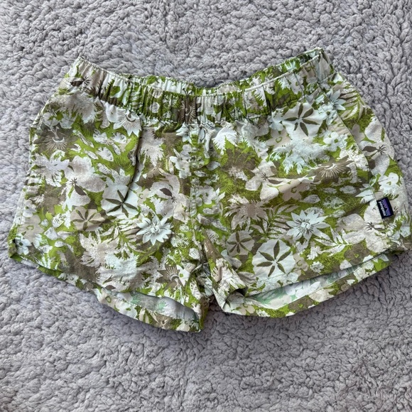 Patagonia W's Barely Baggies Shorts - 2 1/2" - Picture 1 of 3